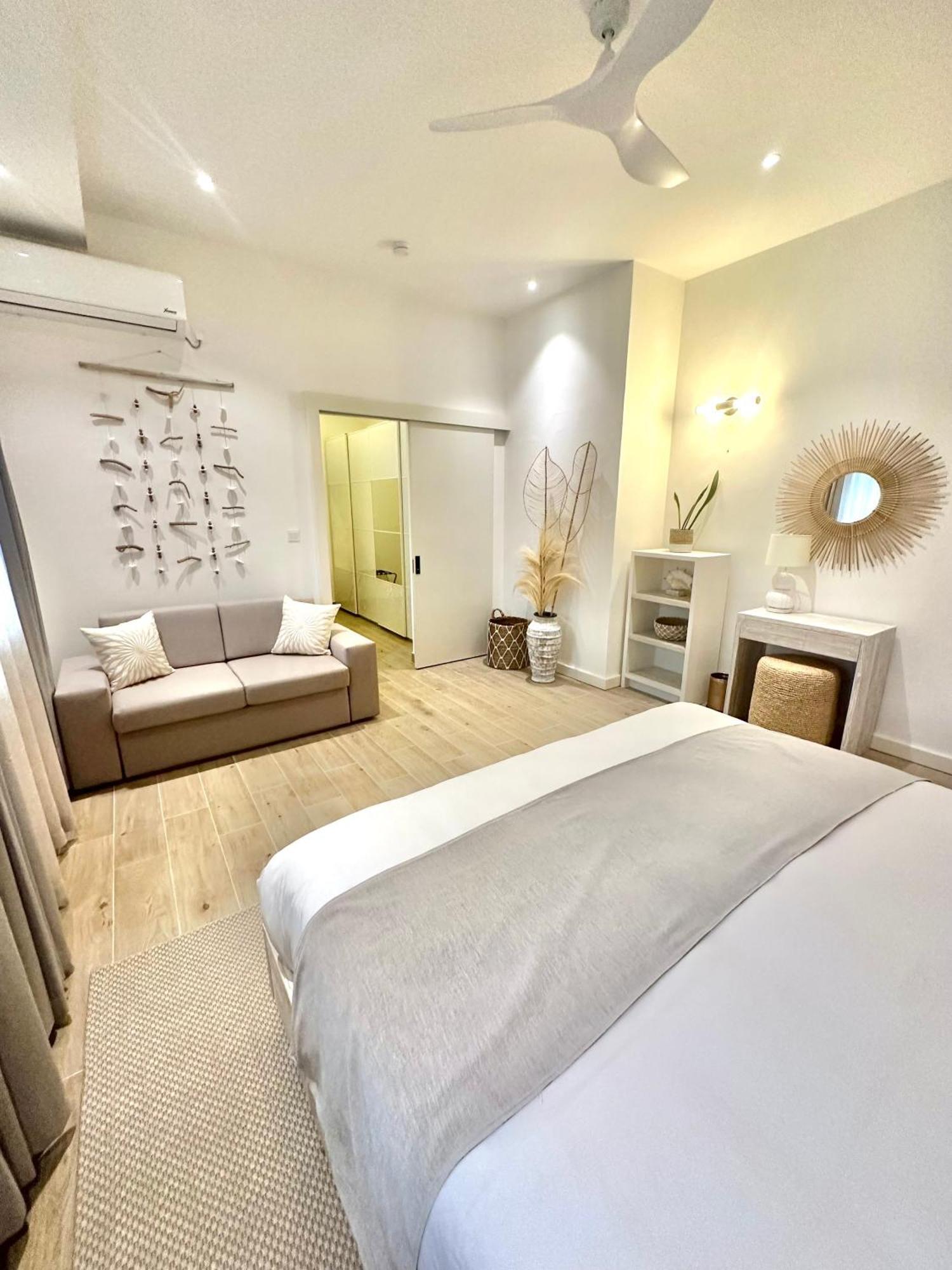 Pineapple Beach Villas Baie Lazare  Екстер'єр фото