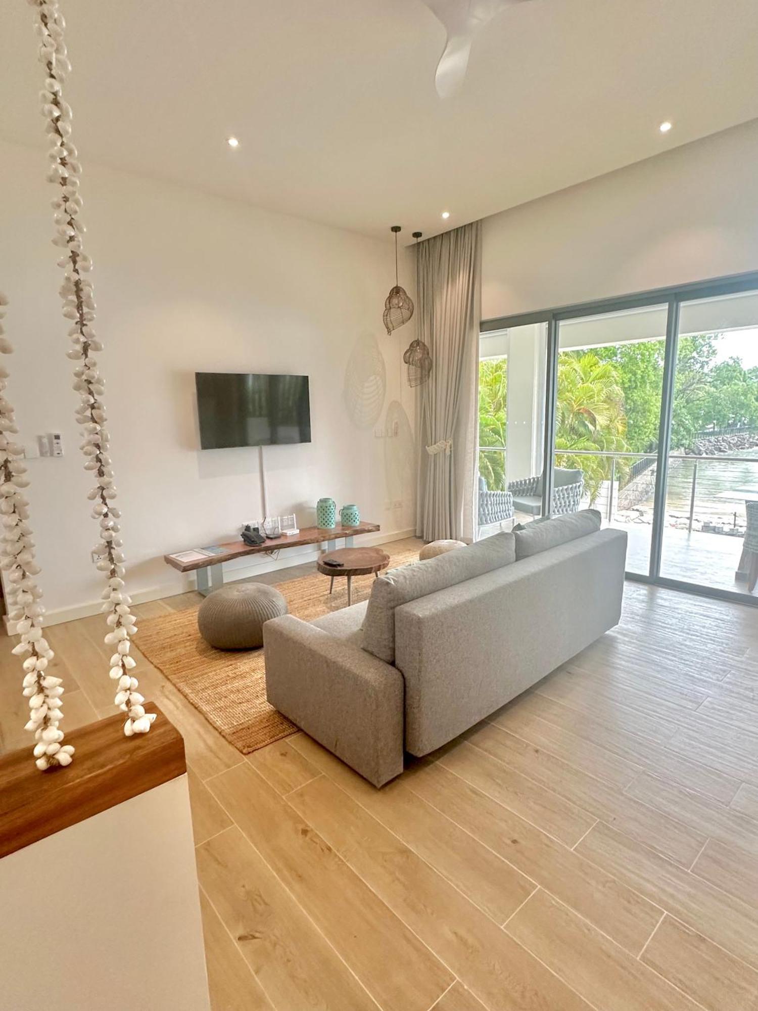 Pineapple Beach Villas Baie Lazare  Екстер'єр фото