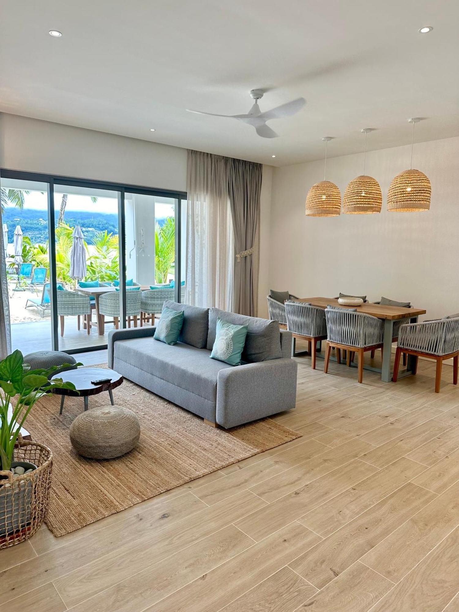 Pineapple Beach Villas Baie Lazare  Екстер'єр фото