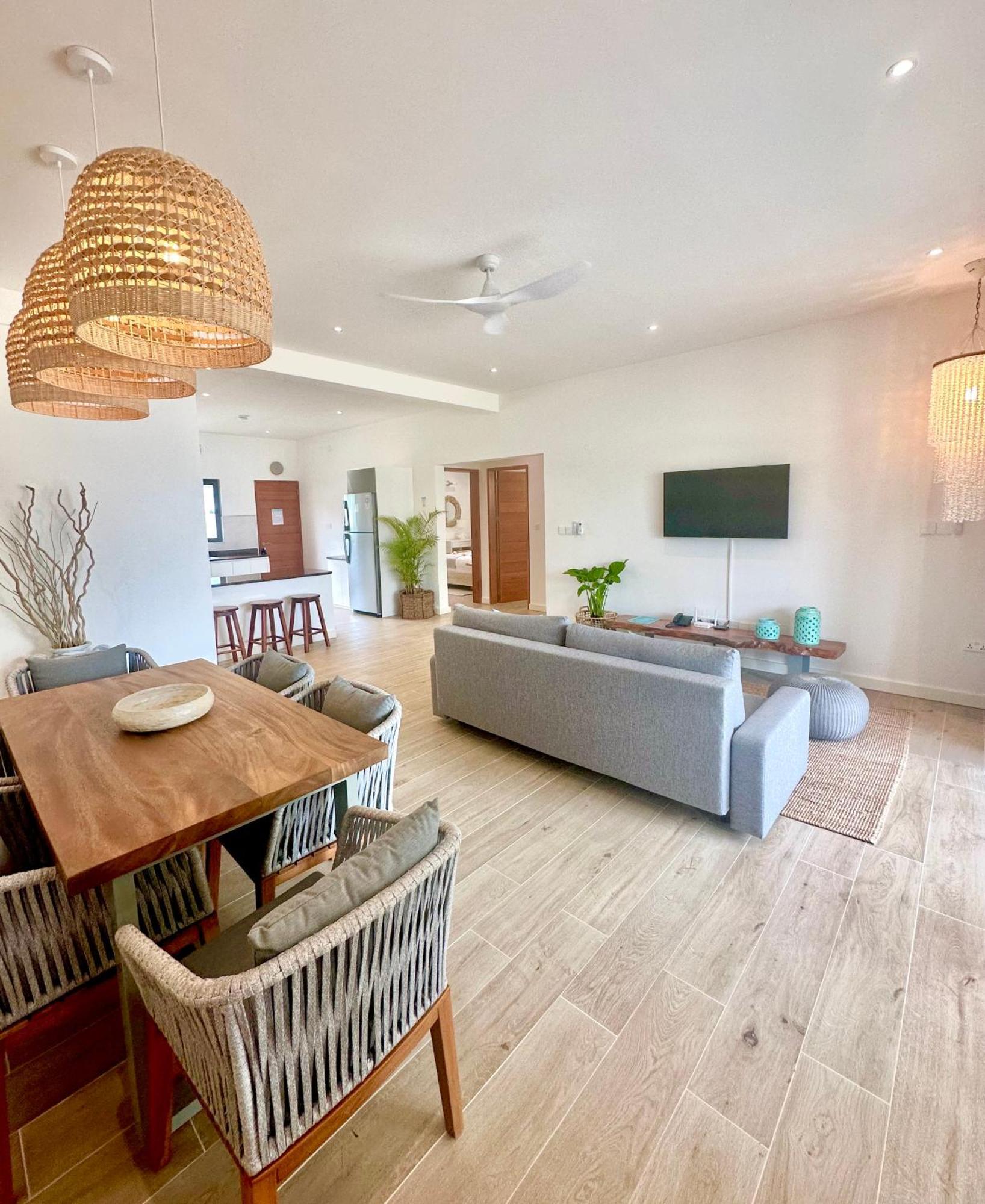 Pineapple Beach Villas Baie Lazare  Екстер'єр фото
