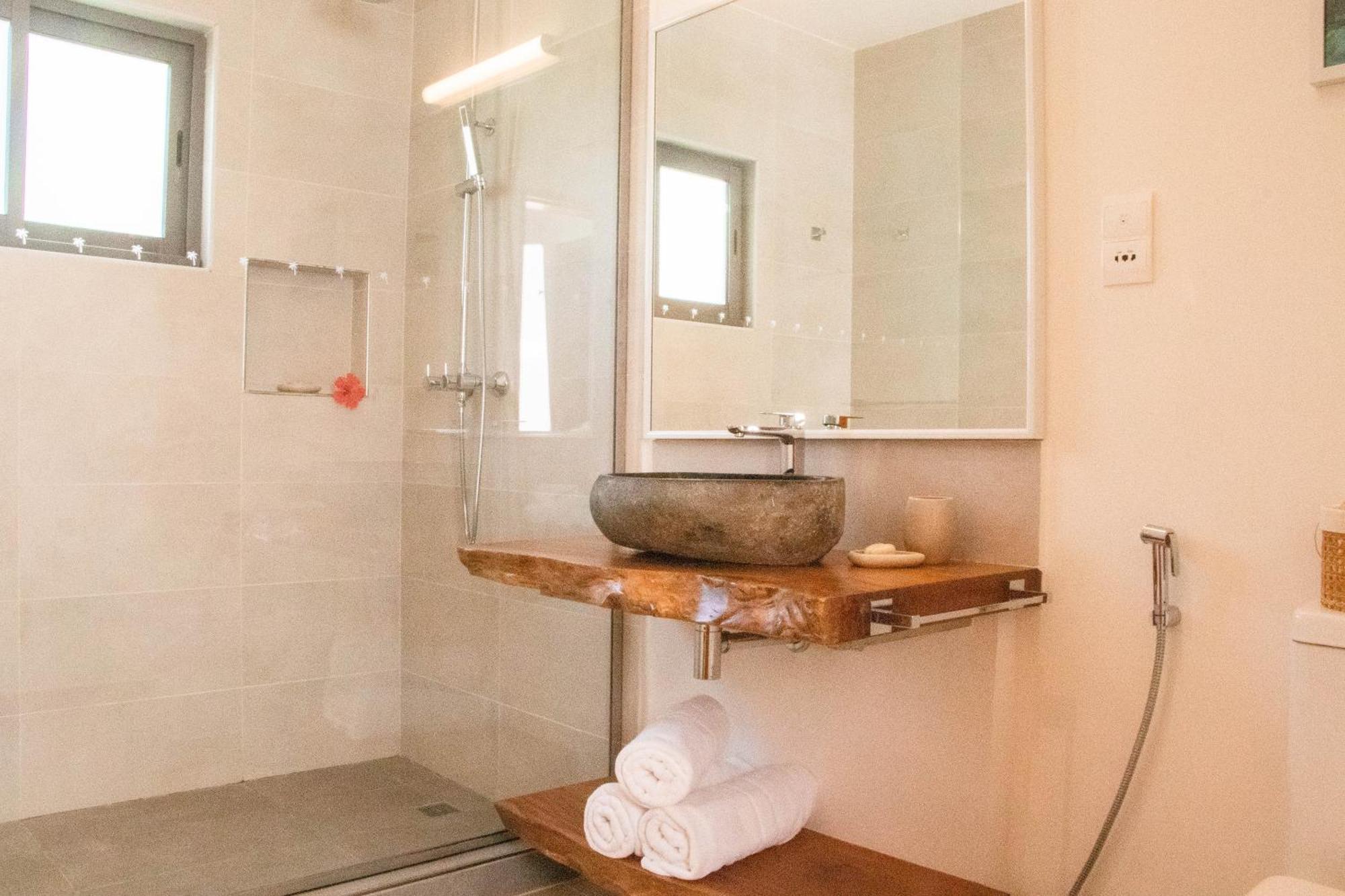 Pineapple Beach Villas Baie Lazare  Екстер'єр фото